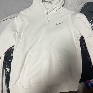 white nike hoodie